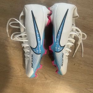 Women’s nike soccer cleats